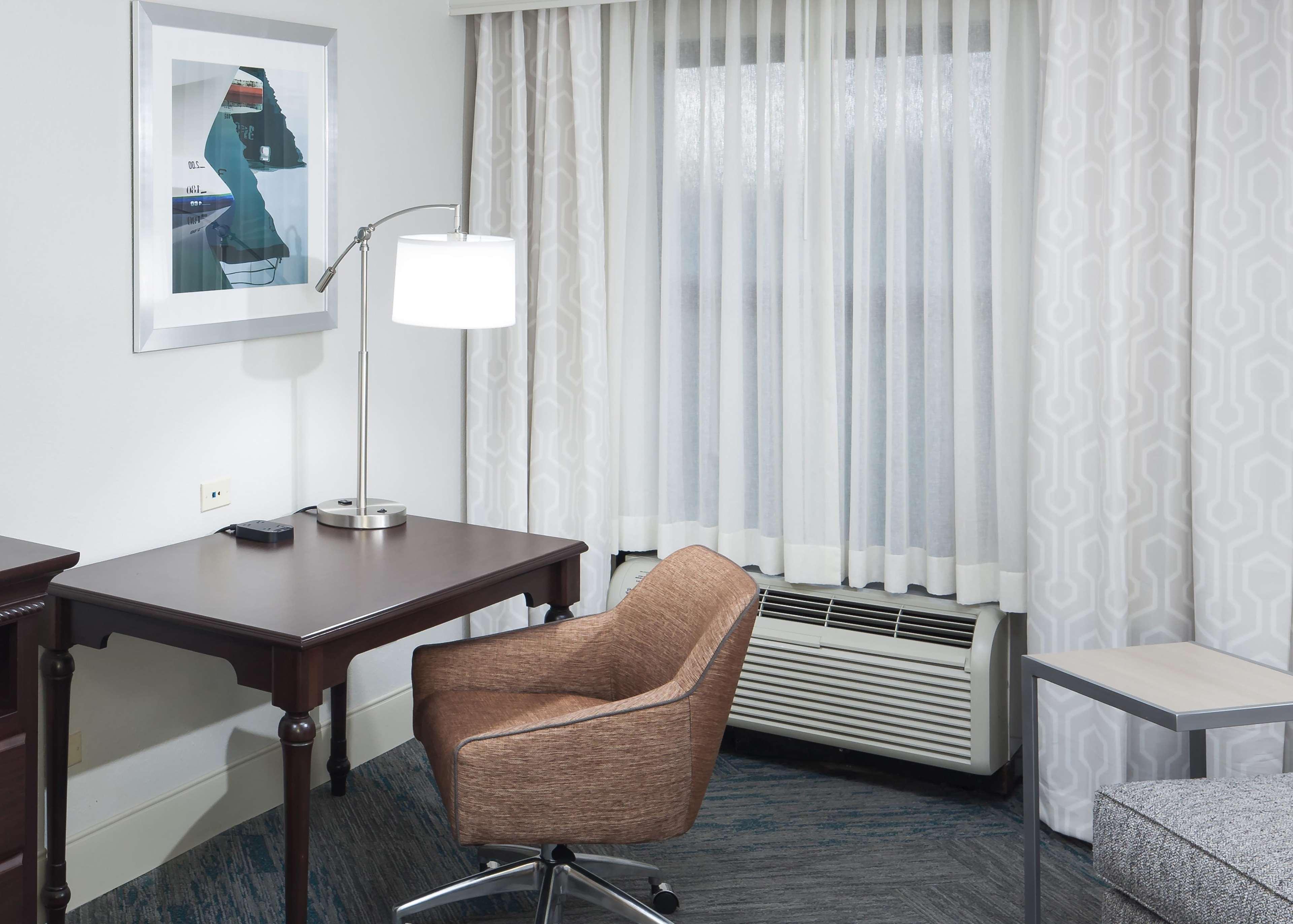 Hampton Inn Ft Lauderdale Airport North Cruise Port Fort Lauderdale Eksteriør billede